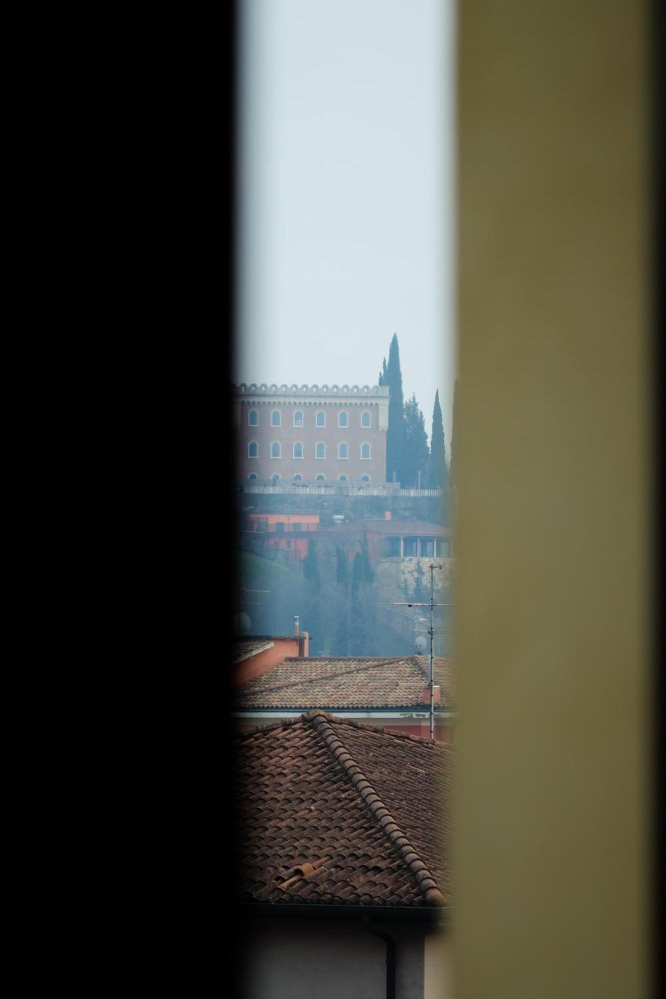 Naboo Verona Luxury Suites ภายนอก รูปภาพ