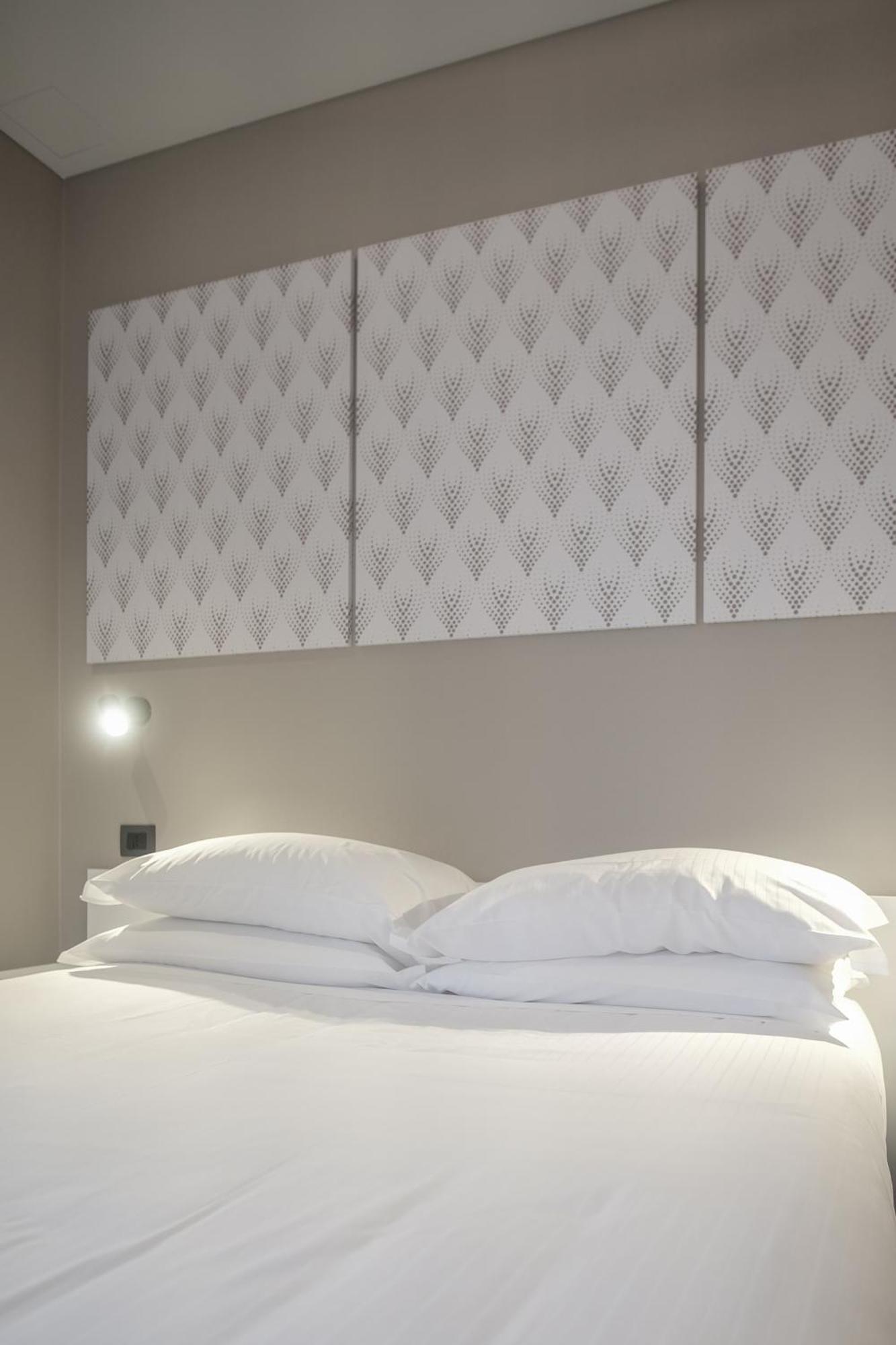 Naboo Verona Luxury Suites ภายนอก รูปภาพ