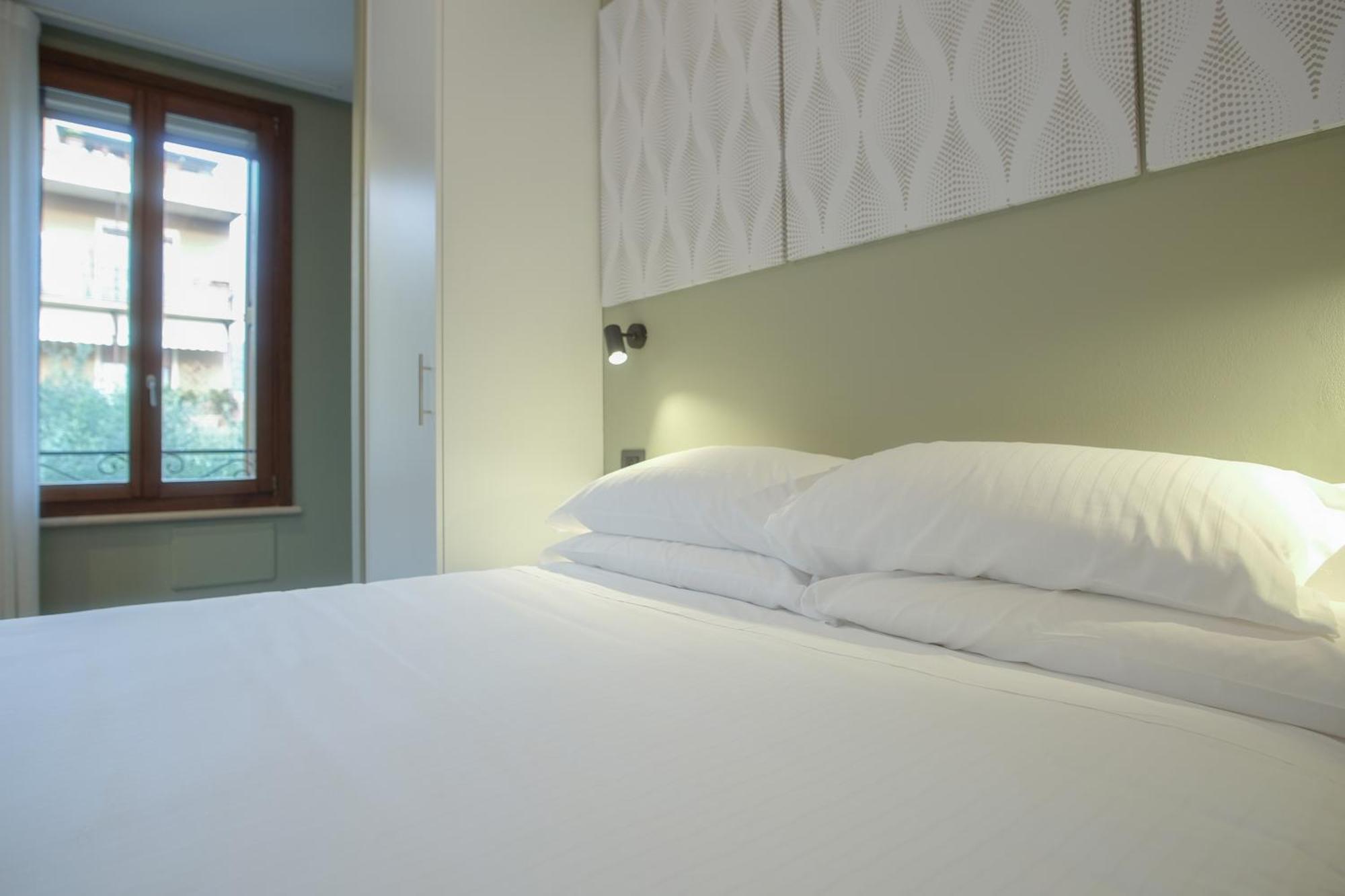 Naboo Verona Luxury Suites ภายนอก รูปภาพ