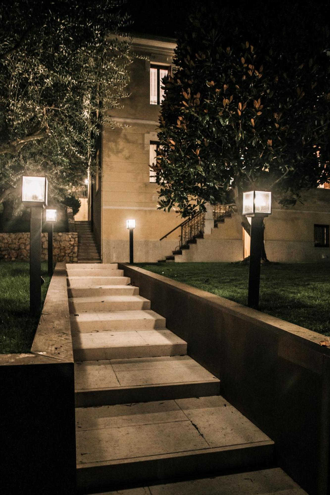 Naboo Verona Luxury Suites ภายนอก รูปภาพ